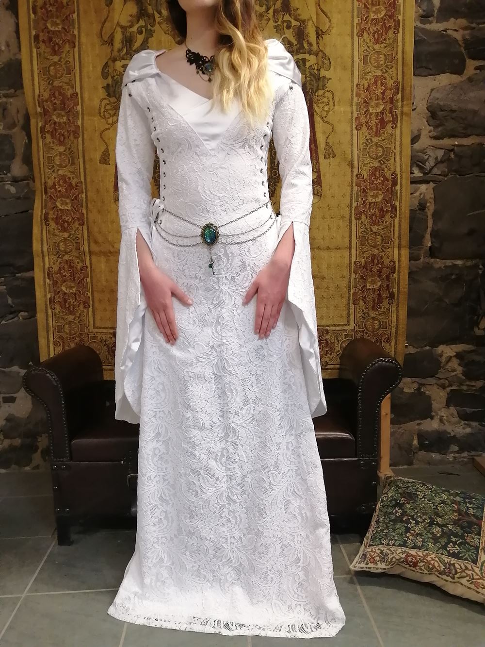 de novia medieval Marianne